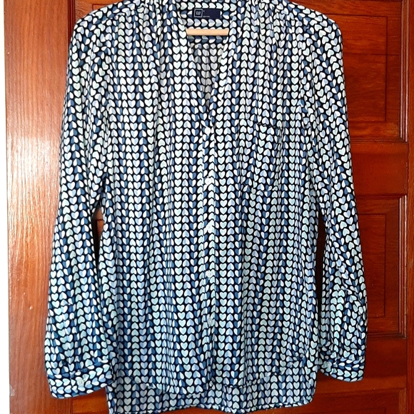 Gap Blue Hearts Blouse for Valentines Day - Picture 4 of 12